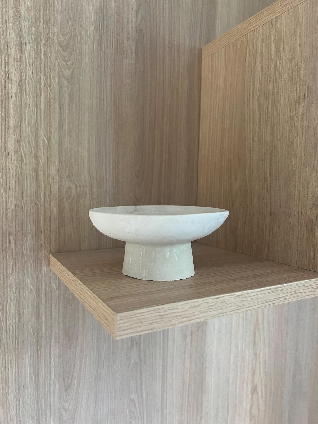 Rustic Round Pedestal Bowl